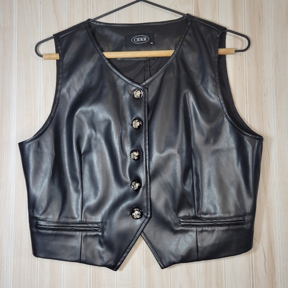 Cider Black Faux-Leather Button-Up Vest Sz XL - Picture 3 of 4
